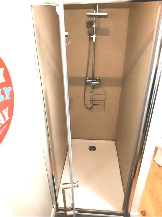 La Glaciere - Chambre Avec Salle De Bain - 2 Personnes Le Mans Exterior photo